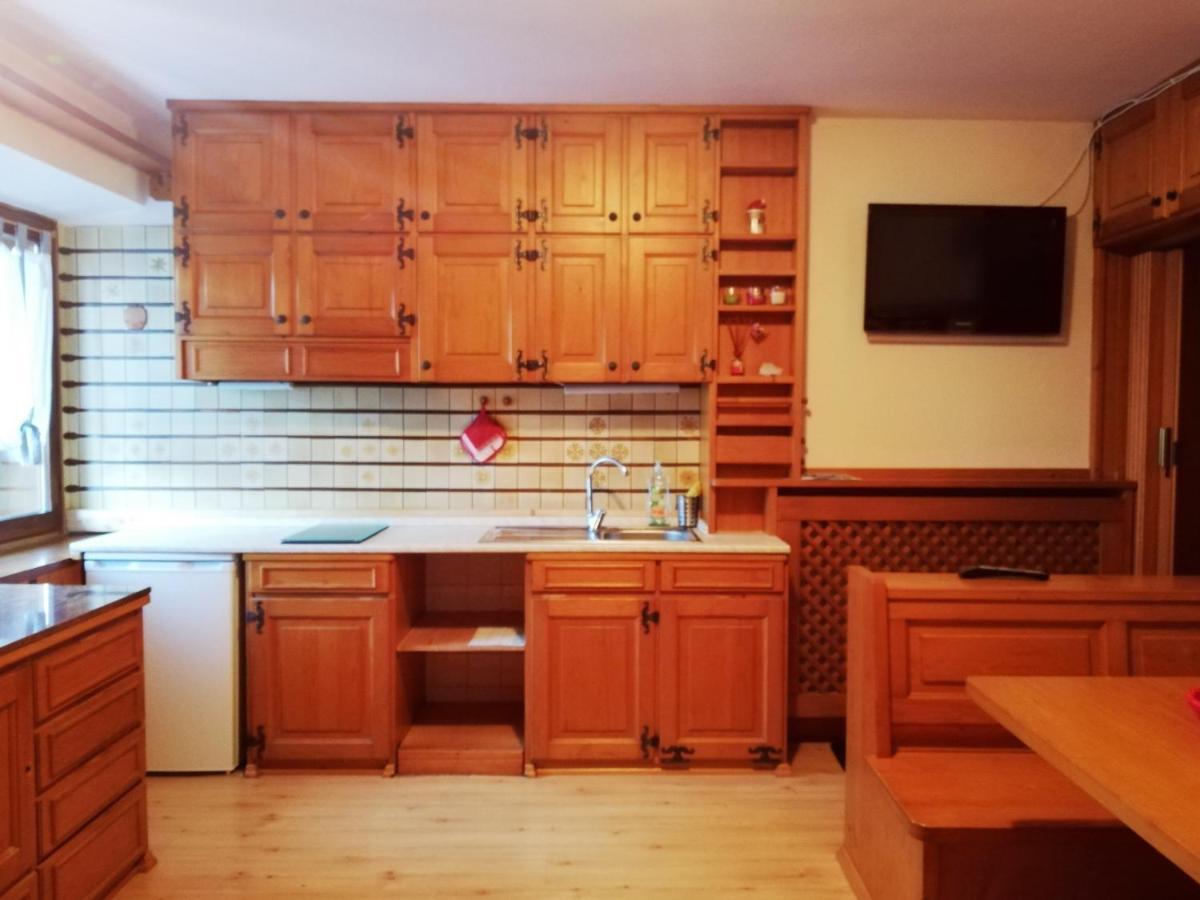 Casa Vacanze Miramonti - Appartamento Con Balcone Con Vista Sulle Dolomiti Borca di Cadore Eksteriør bilde