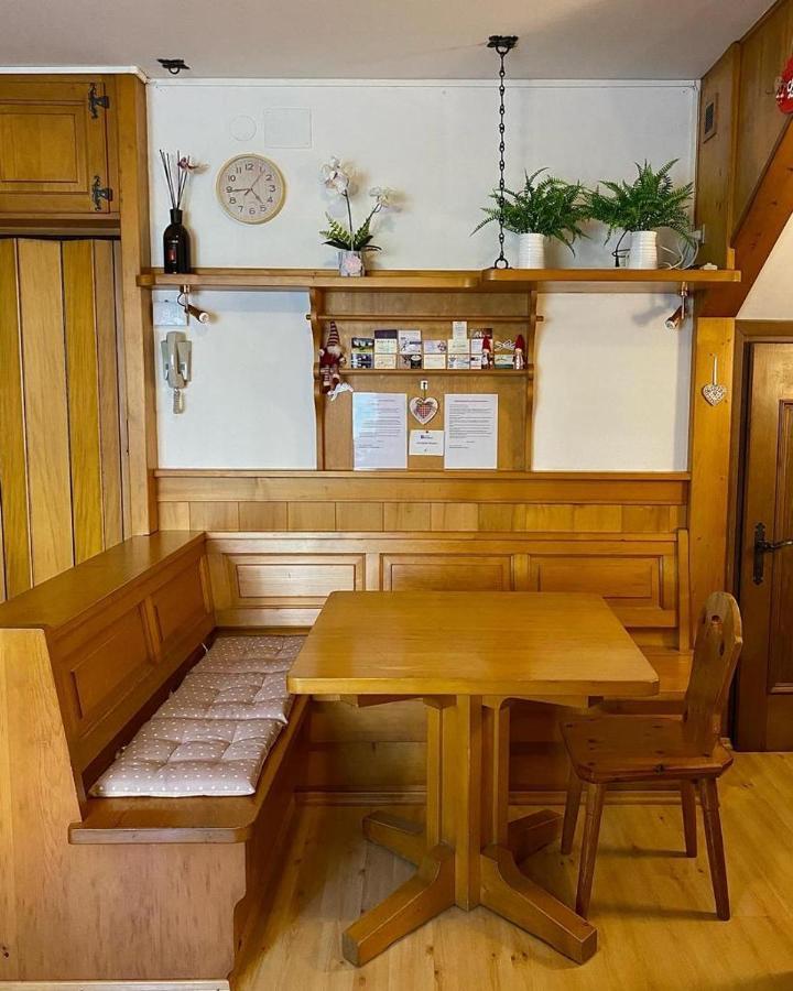 Casa Vacanze Miramonti - Appartamento Con Balcone Con Vista Sulle Dolomiti Borca di Cadore Eksteriør bilde
